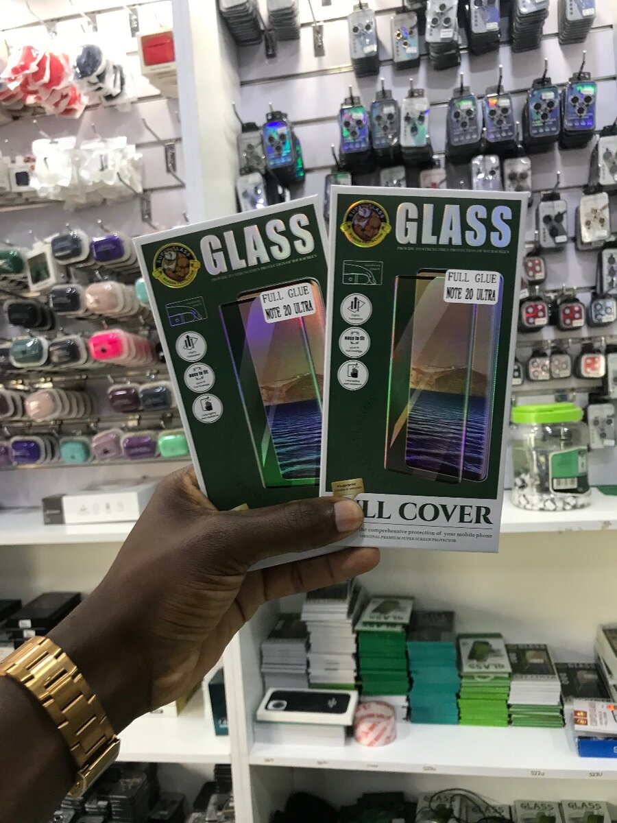 Screenprotectors (all phone types & models)