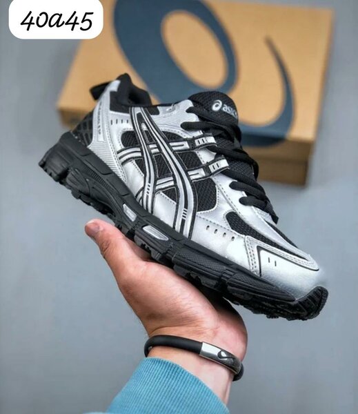 Chaussures de sport Asics