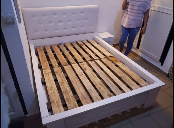 Lit double moderne élégant