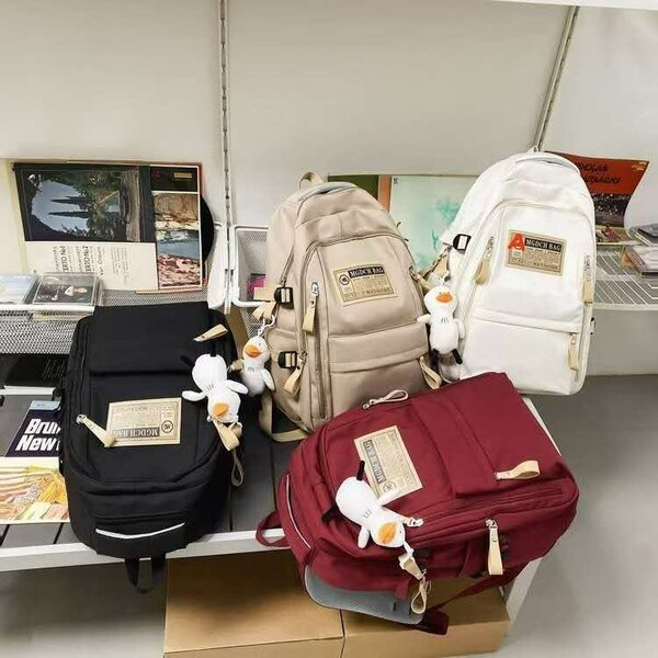 Sacs à dos tendance avec peluche