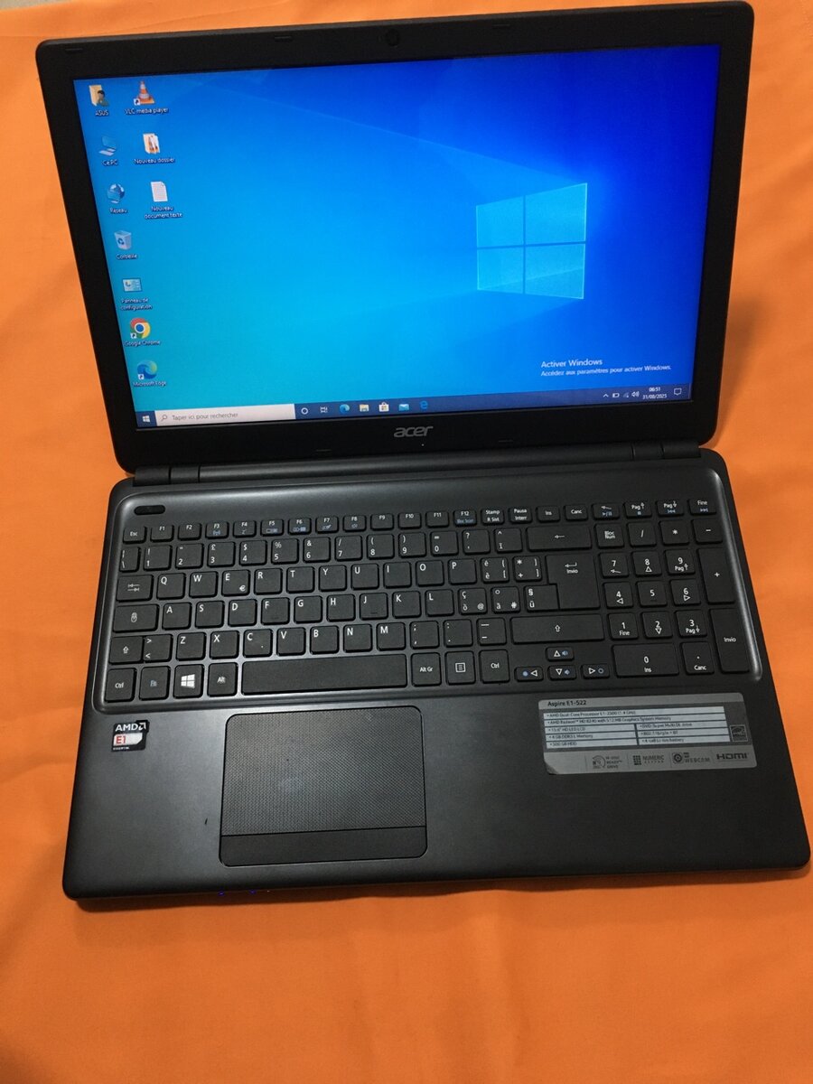 Acer Aspire E1-522 Dual-Core