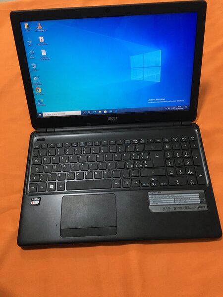 Acer Aspire E1-522 Dual-Core