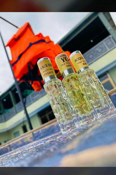 Both men and women perfume