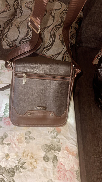 Sac bandoulière en cuir marron