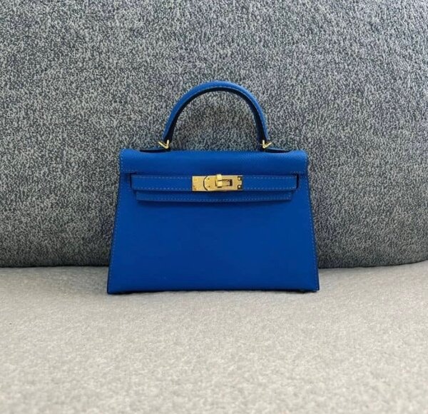 HERMES PARIS