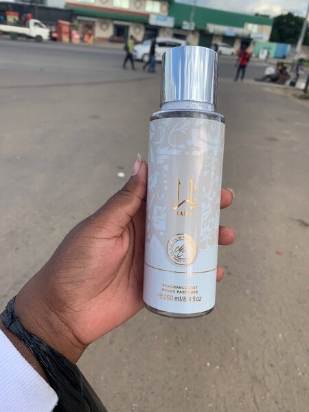 Tara and Berries weekend body mist