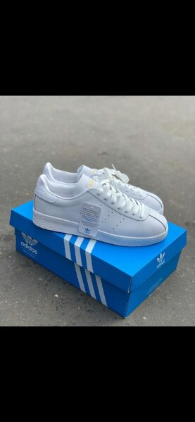 Adidas topanga
