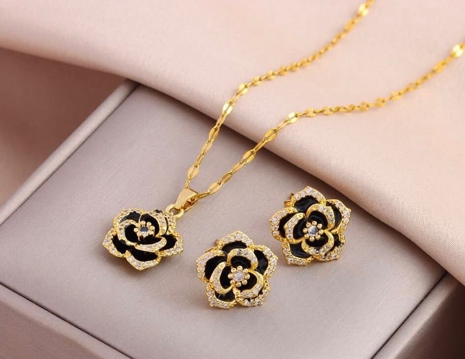 Parure Élégante en Or