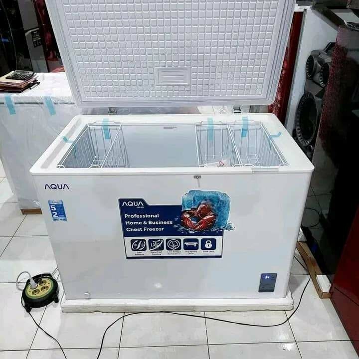 FREEZER BOX AQUA AQF200 - 193 LITER