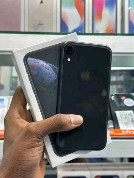 Smartphone iOS écran OLED