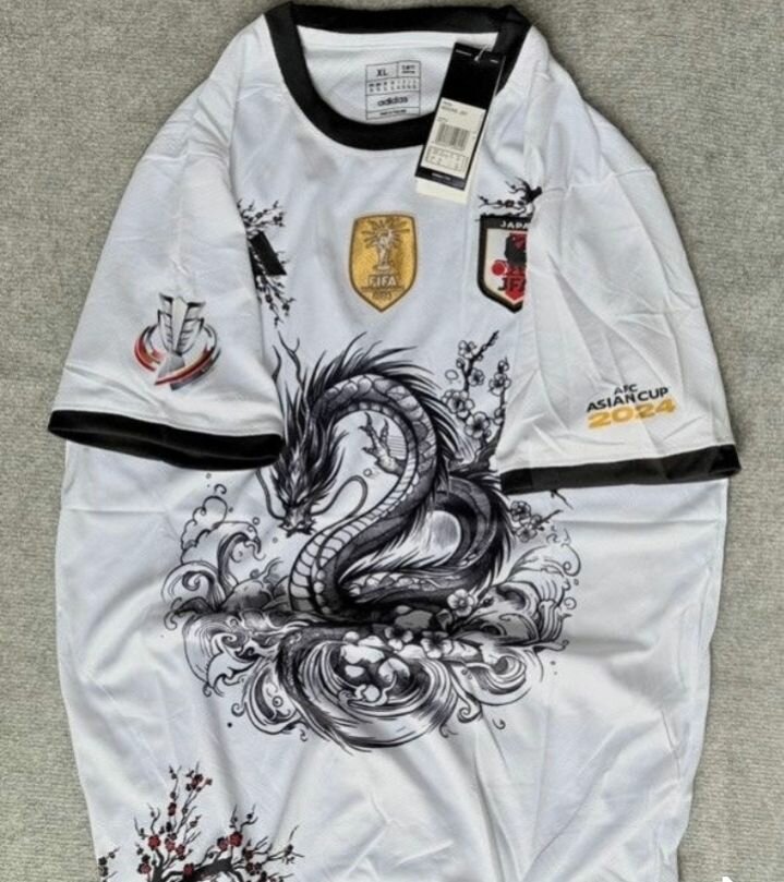 Maillot Dragon Coupe Asiatique