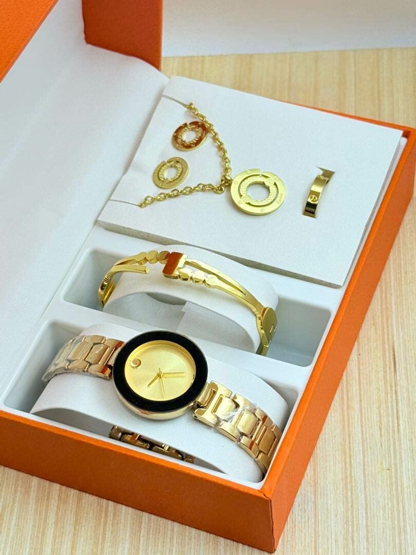 Coffret Montre et Bijoux Élégants