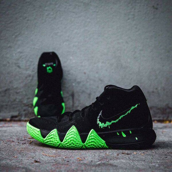 Kyrie 4