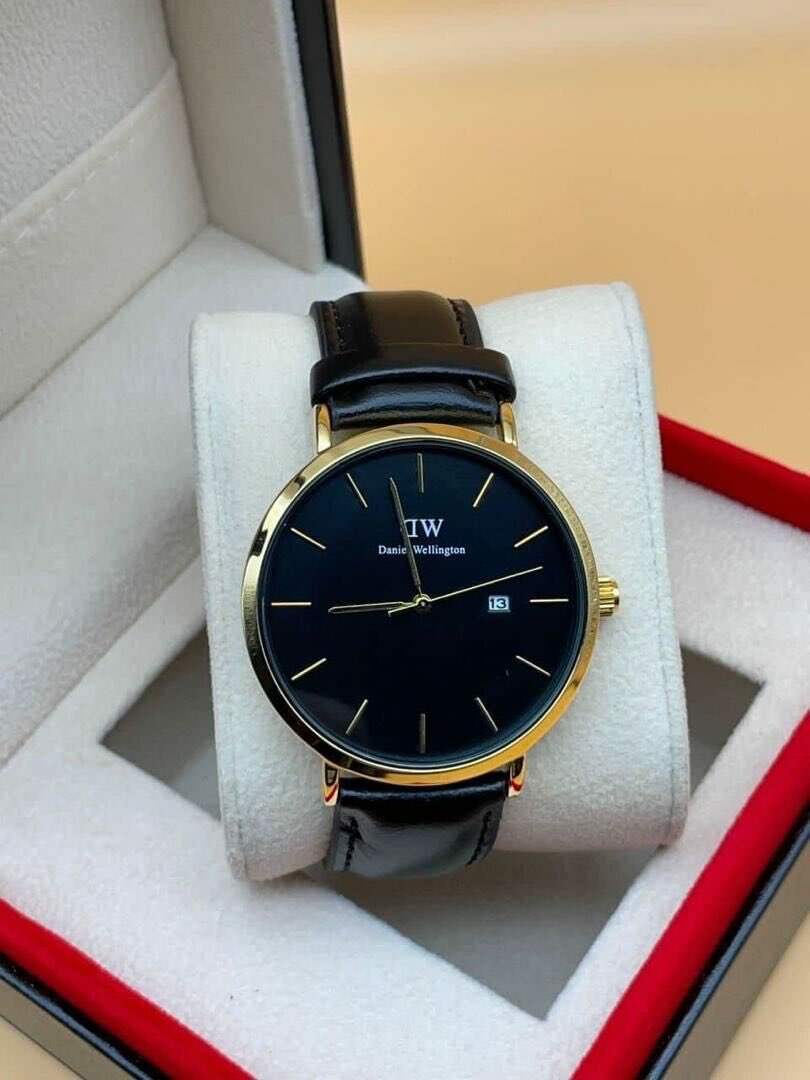 Montre + sac + coffret d'origine