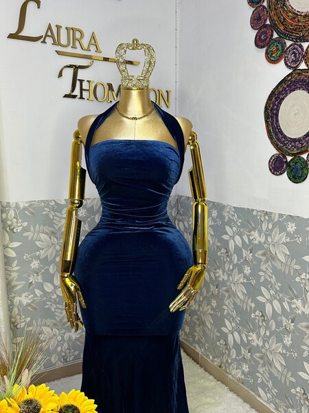 LAURA THOMPSON APPAREL