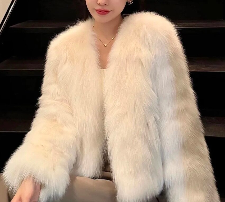 белая эко шуба