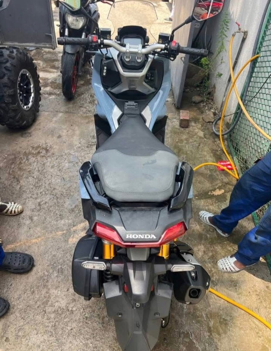 Scooter Honda ADX moderne