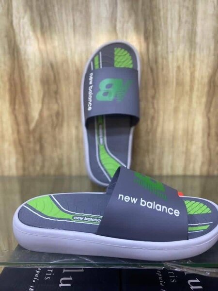 Claquette New Balance