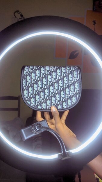 Sac bandoulière à motif élégant