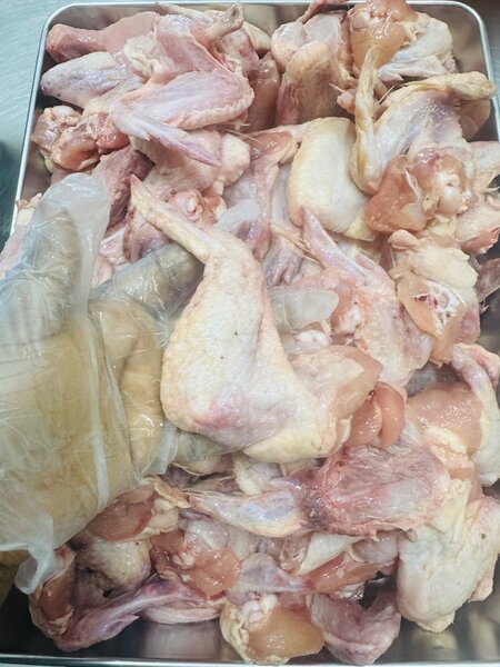 Ailes de poulet fraîches