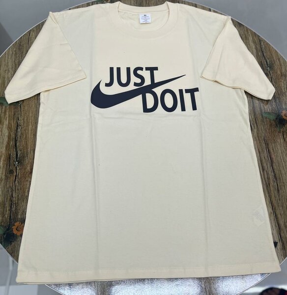 T-shirts imprimé tendance