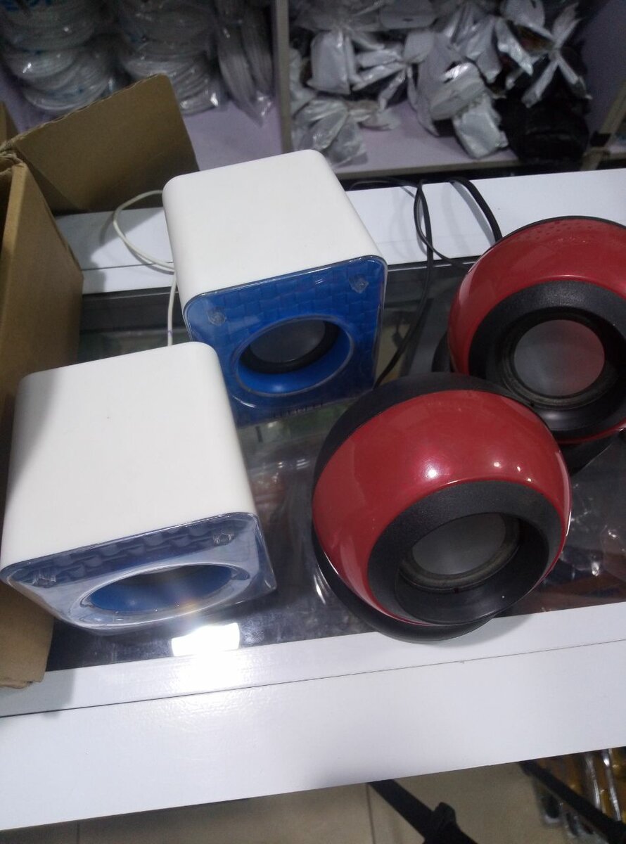 External laptop speakers