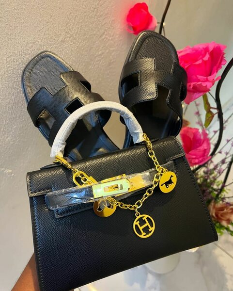 Set sac et sandales élégantes