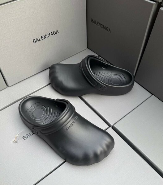 Sabots Balenciaga Noirs