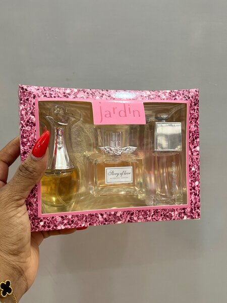 Perfume set