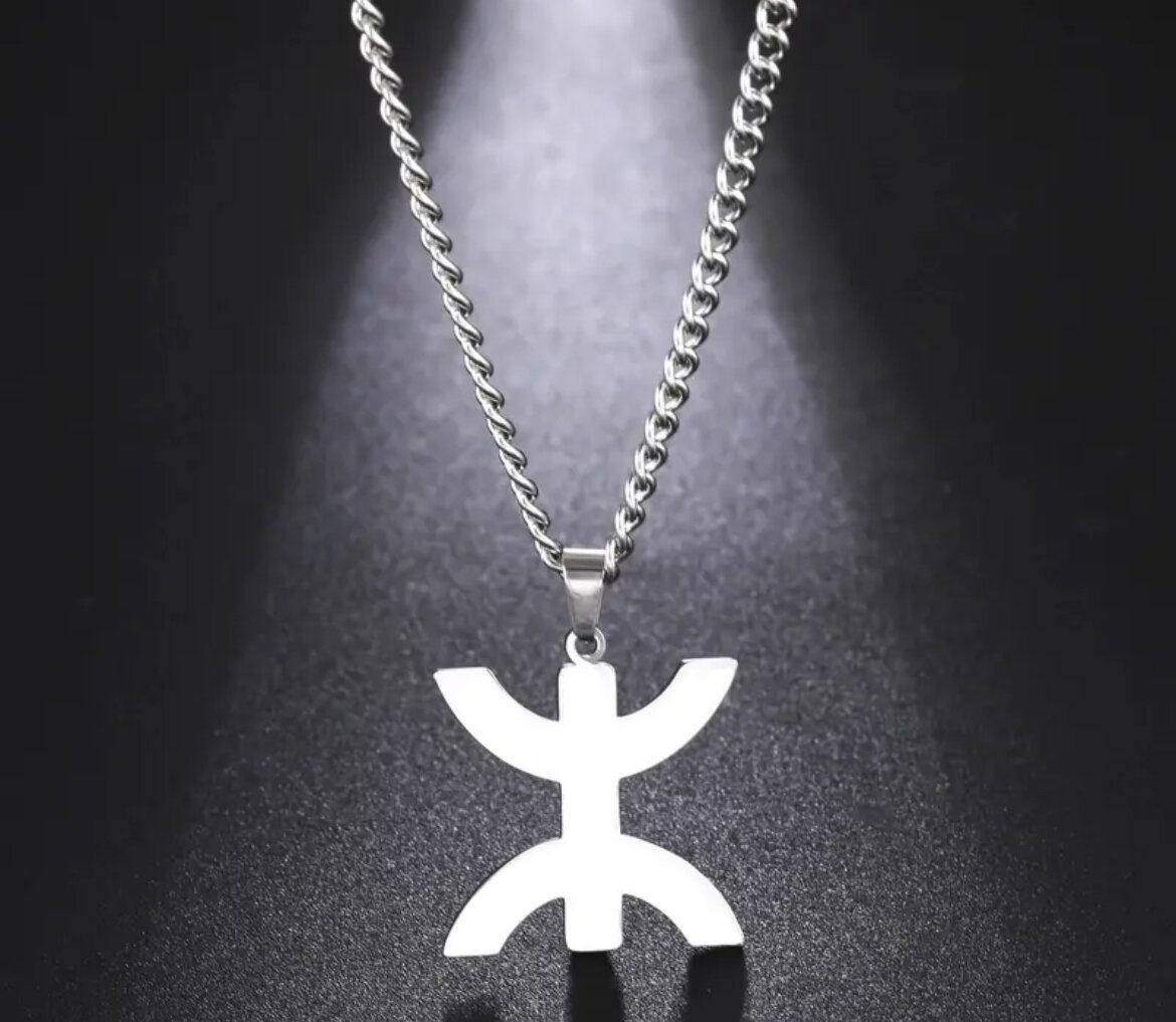 Collier pendentif cactus moderne