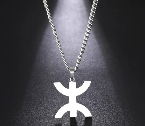 Collier pendentif cactus moderne