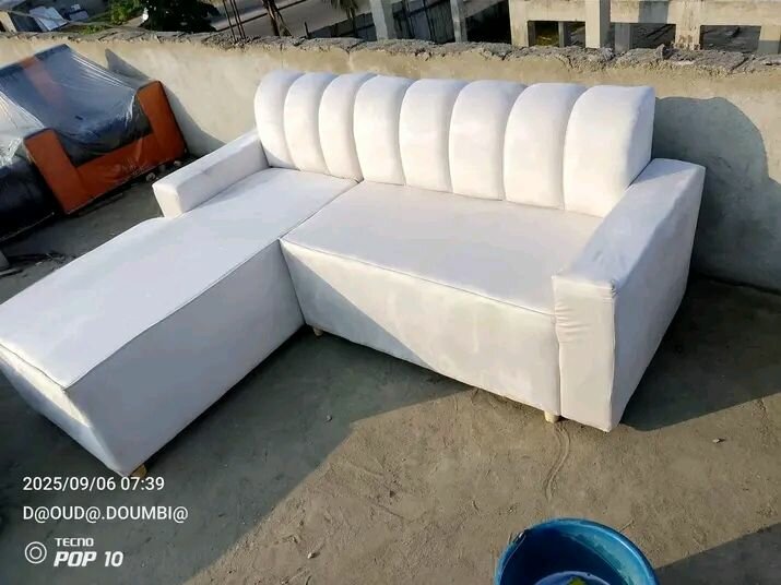 Canapé d'angle moderne