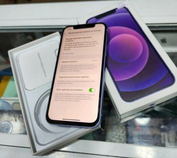 iPhone 12 - 128GB Violet