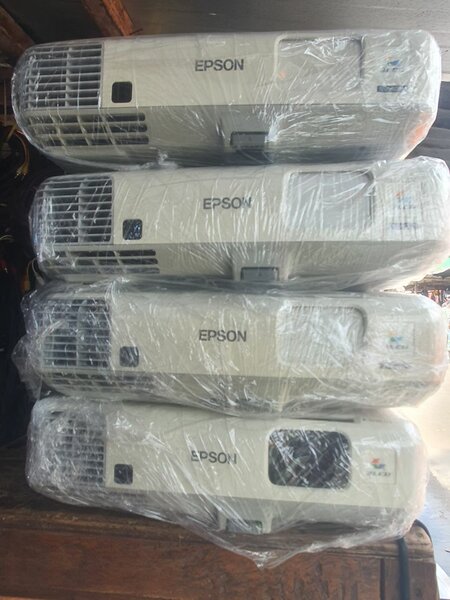 Projecteur Epson HD professionnel