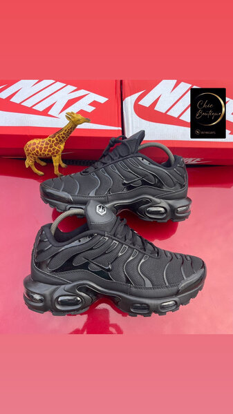 Baskets nike Tn noir