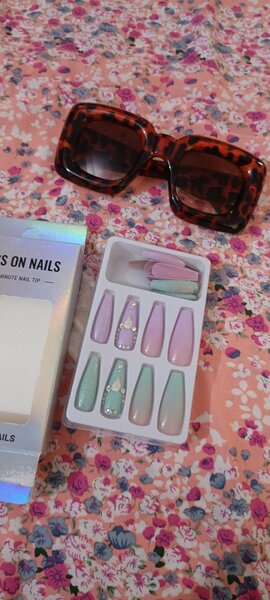 Faux ongles