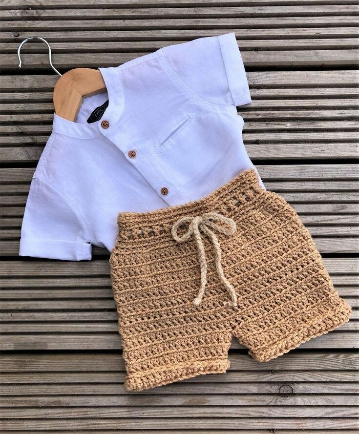 Ensemble bébé au crochet