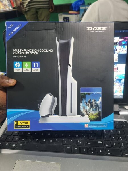 Station de Refroidissement PS5 Dobe