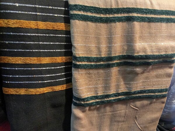 Sequence Shawls