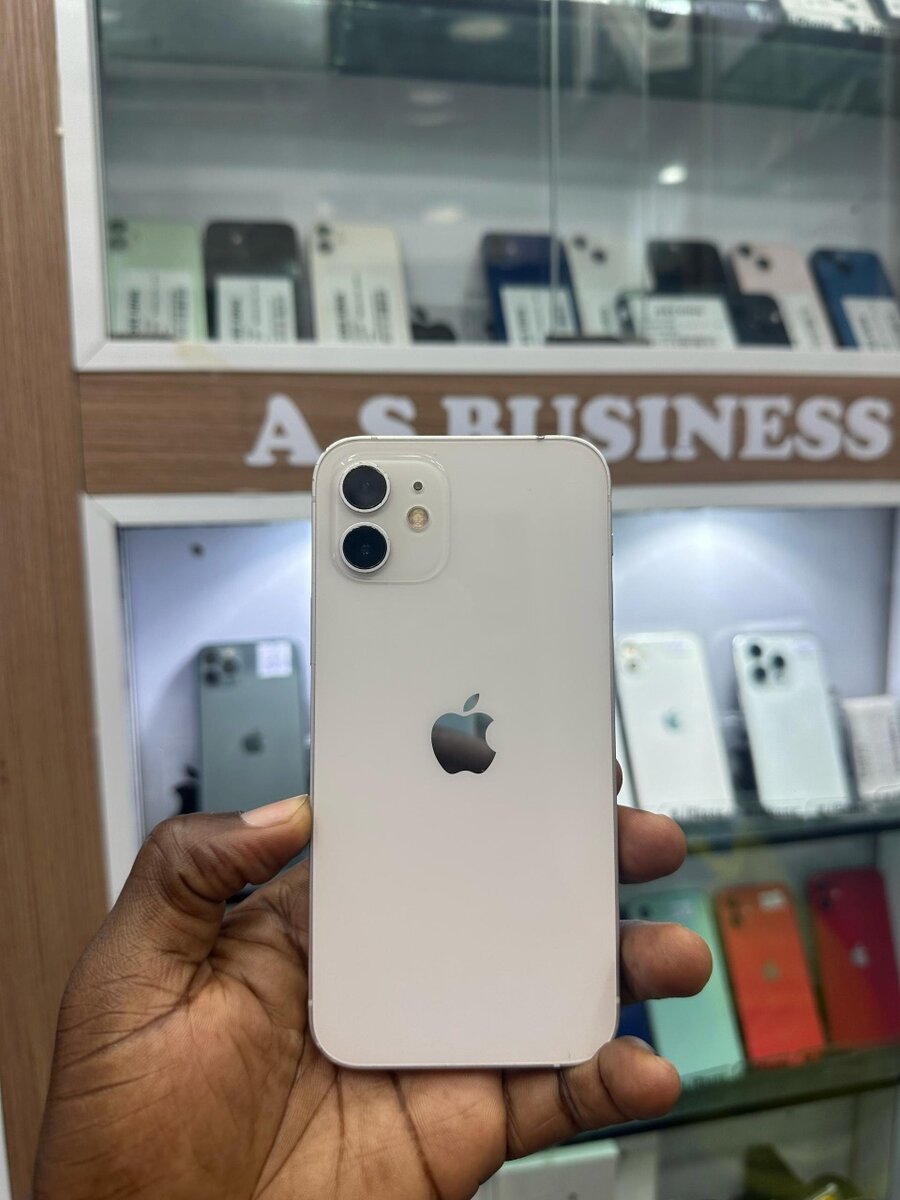 12 simple 64gb tout passe