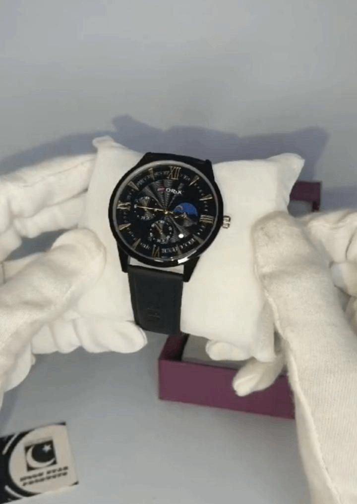 Men and women wristwatch with box