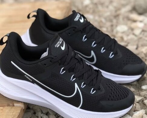 Runner Nike sneakers black