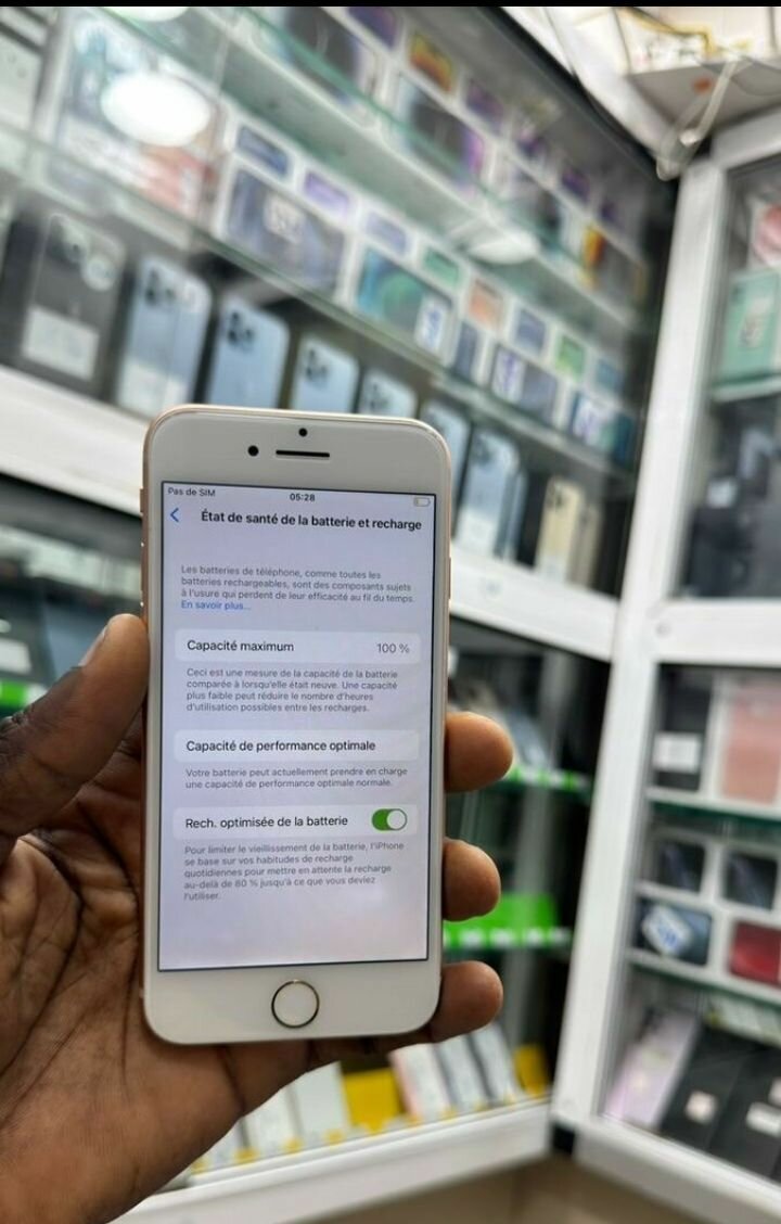 iPhone 8