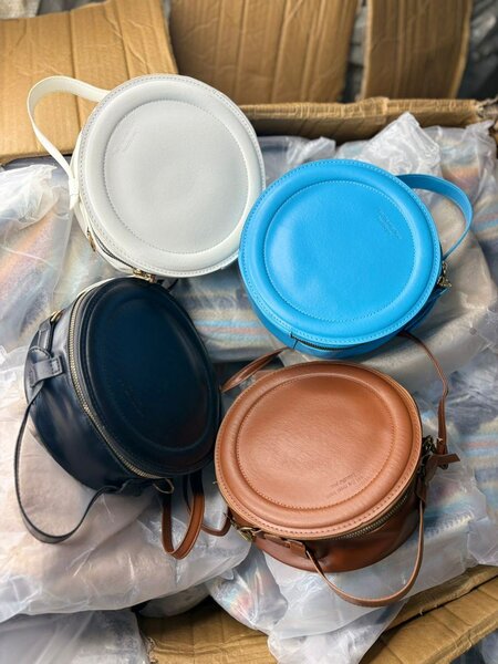 Sac bandoulière rond élégant