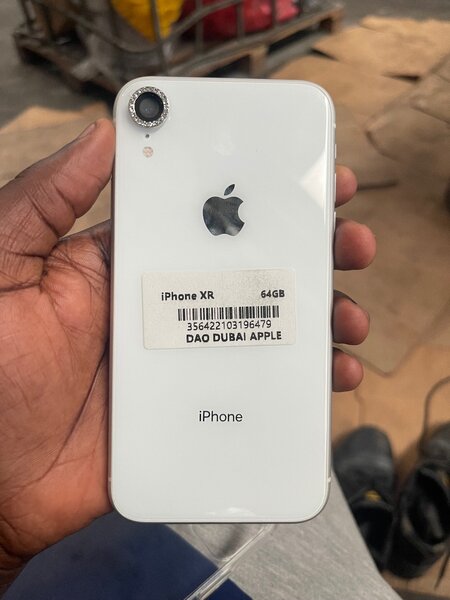 iPhone XR 64GB Débloqué