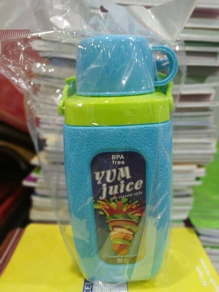 Bouteille YUM Juice Sans BPA