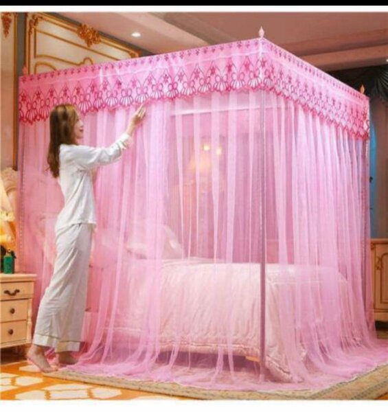 Three-door mosquito net for bed, pink 