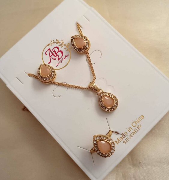 Ladies chain earring set