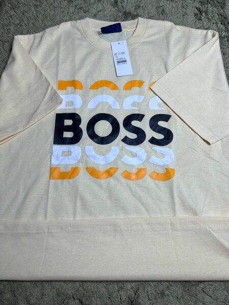T-shirt graphique Boss