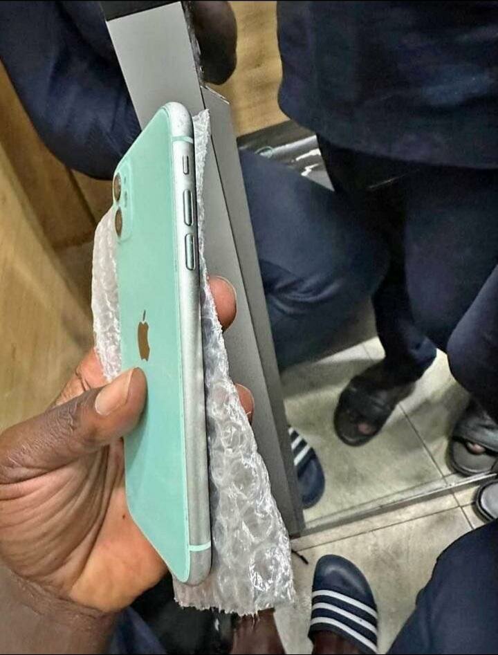 Smartphone dernier cri 64Go